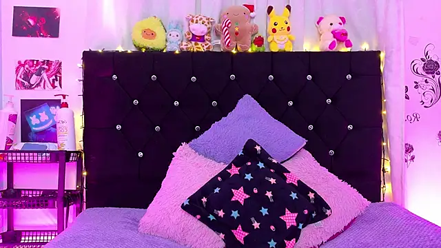 lizz bela1 online show from 11-05-25, 10:10