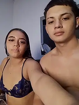 Snapshot of tony_and_katy chatting on 10-04-25, 11:14 tony and katy online show from 10-04-25, 11:14