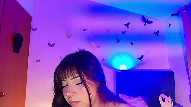 annie-russel online show from 11-26-25, 09:05