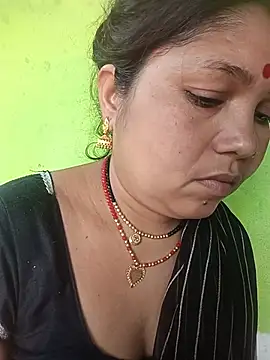 Snapshot of Rashili_jaan chatting on 06-06-26, 04:06 Rashili jaan online show from 06-06-26, 04:06