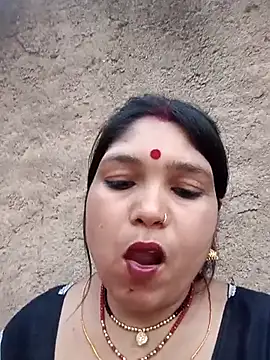 Snapshot of Rashili_jaan chatting on 06-10-26, 01:32 Rashili jaan online show from 06-10-26, 01:32
