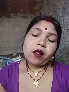 Snapshot of Rashili_jaan chatting on 06-15-26, 11:45 Rashili jaan online show from 06-15-26, 11:45