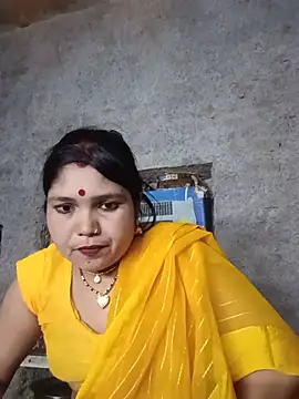 Snapshot of Rashili_jaan chatting on 06-17-26, 02:40 Rashili jaan online show from 06-17-26, 02:40