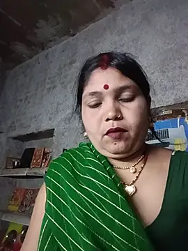 Snapshot of Rashili_jaan chatting on 06-18-26, 04:00 Rashili jaan online show from 06-18-26, 04:00