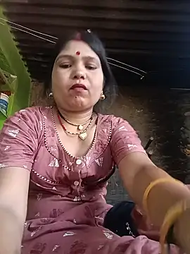 Snapshot of Rashili_jaan chatting on 07-14-26, 10:43 Rashili jaan online show from 07-14-26, 10:43