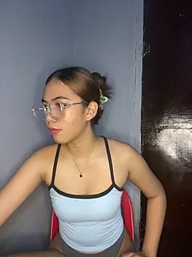 Snapshot of Shy_SexyLady chatting on 04-29-26, 05:30 Shy SexyLady online show from 04-29-26, 05:30