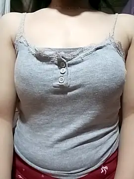 LucyyLy online show from 04-05-26, 01:08