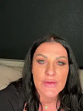 Snapshot of Nola_Luxx-offiziell chatting on 01-08-26, 06:54 Nola Luxx-offiziell online show from 01-08-26, 06:54