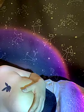 Snapshot of swallow-nice chatting on 09-25-25, 06:11 swallow-nice online show from 09-25-25, 06:11