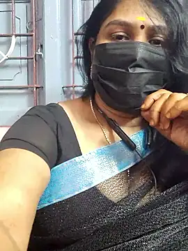 Snapshot of Tamil_Azhaghi25 chatting on 01-17-26, 06:22 Tamil Azhaghi25 online show from 01-17-26, 06:22