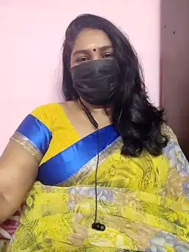 Snapshot of Tamil_Azhaghi25 chatting on 02-08-26, 05:16 Tamil Azhaghi25 online show from 02-08-26, 05:16