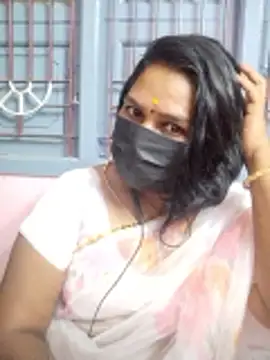 Snapshot of Tamil_Azhaghi25 chatting on 05-16-26, 04:17 Tamil Azhaghi25 online show from 05-16-26, 04:17