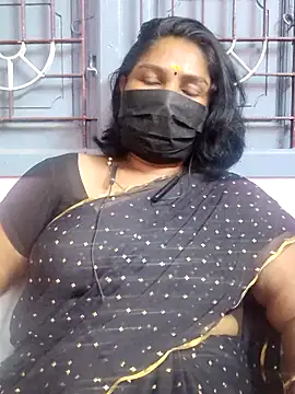 Snapshot of Tamil_Azhaghi25 chatting on 05-17-26, 05:42 Tamil Azhaghi25 online show from 05-17-26, 05:42