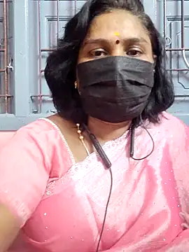 Snapshot of Tamil_Azhaghi25 chatting on 05-31-26, 06:09 Tamil Azhaghi25 online show from 05-31-26, 06:09