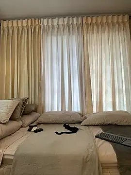 Tayler Kim online show from 04-13-26, 06:35