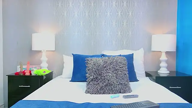 ZoeWilliis online show from 02-21-26, 12:17