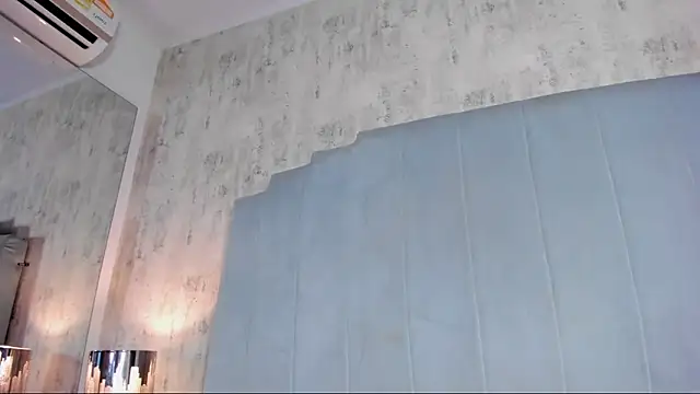 Snapshot of shanty_cole chatting on 06-18-26, 02:54 shanty cole online show from 06-18-26, 02:54