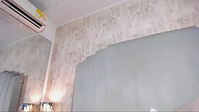 Snapshot of shanty_cole chatting on 06-27-26, 12:22 shanty cole online show from 06-27-26, 12:22