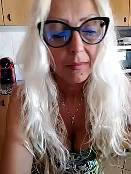 Snapshot of _sexyBLONDE46_ chatting on 07-05-26, 04:14 sexyBLONDE46 online show from 07-05-26, 04:14