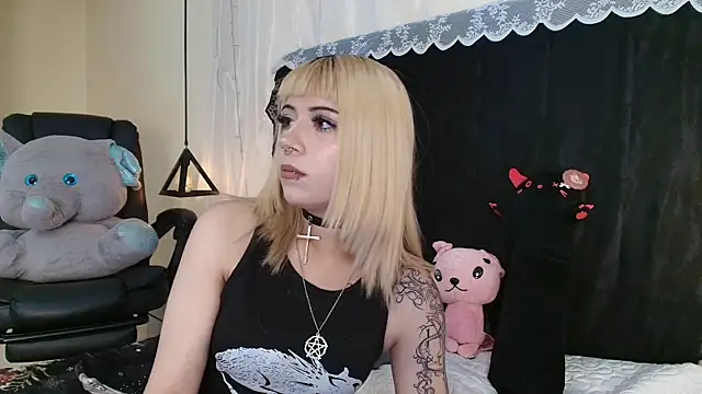 IvyBelle  online show from 03-10-26, 11:37