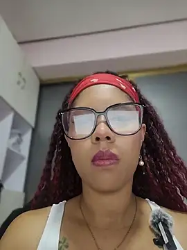 gigi1326 online show from 07-30-26, 05:28