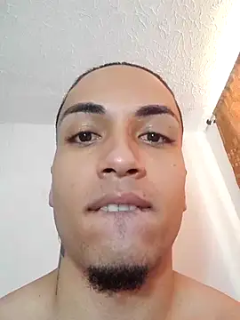 Snapshot of magic_mike_26 chatting on 07-04-26, 07:31 magic mike 26 online show from 07-04-26, 07:31