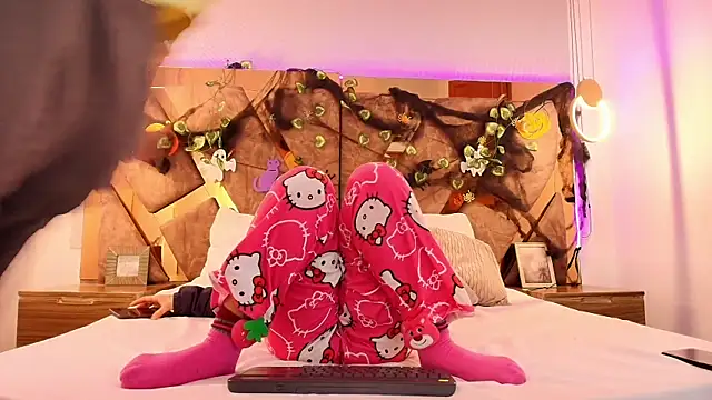 genessis  david online show from 10-13-25, 04:01