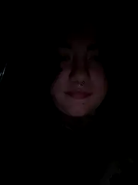 Snapshot of Yui-Ch06 chatting on 11-26-25, 12:22 Yui-Ch06 online show from 11-26-25, 12:22