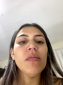 Snapshot of DannaftDavid chatting on 10-07-25, 10:18 DannaftDavid online show from 10-07-25, 10:18