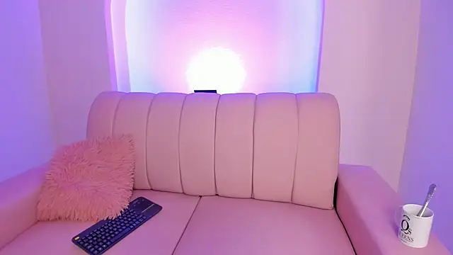 milaowens online show from 03-19-26, 11:58