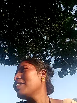 Jivika Jaiswal online show from 10-12-25, 01:48