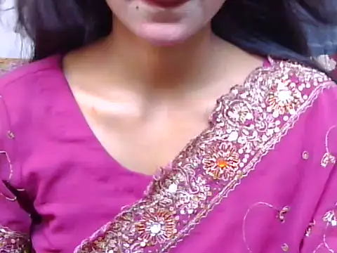 Snapshot of AlisaPari2007 chatting on 09-25-25, 12:31 AlisaPari2007 online show from 09-25-25, 12:31