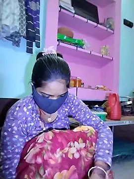 Snapshot of Bebo_Sweety143 chatting on 11-09-25, 03:49 Bebo Sweety143 online show from 11-09-25, 03:49