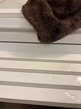 sukebegorilla online show from 10-28-25, 04:42