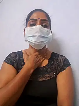 Snapshot of sherlin24 chatting on 09-26-25, 04:55 sherlin24 online show from 09-26-25, 04:55