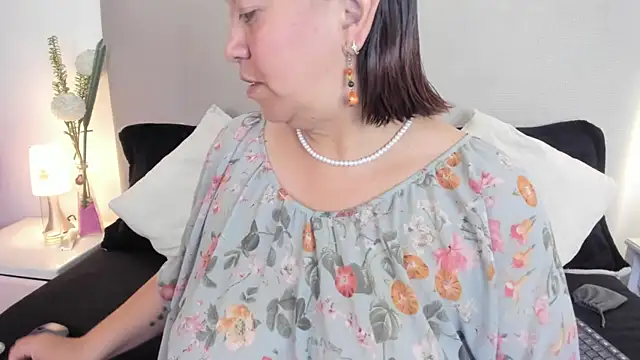 Angel Velvet online show from 03-31-26, 08:09