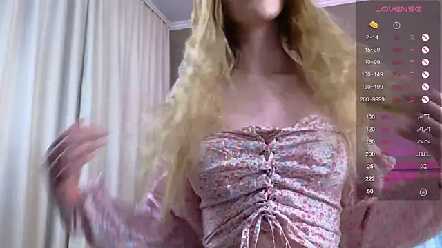 MollyDollz online show from 09-20-25, 02:51