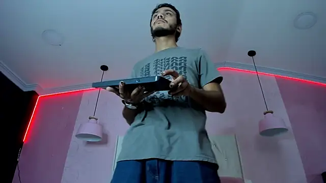 Boss Domiinator online show from 03-19-26, 12:09