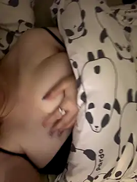 Snapshot of niuniu202593 chatting on 10-05-25, 10:40 niuniu202593 online show from 10-05-25, 10:40