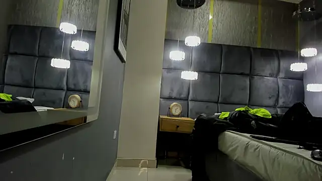 HunterHeat  online show from 09-20-25, 11:33