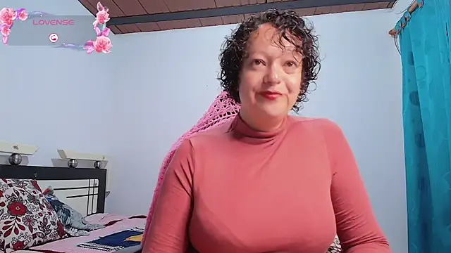 Snapshot of Miss_Oriana chatting on 10-02-25, 02:57 Miss Oriana online show from 10-02-25, 02:57