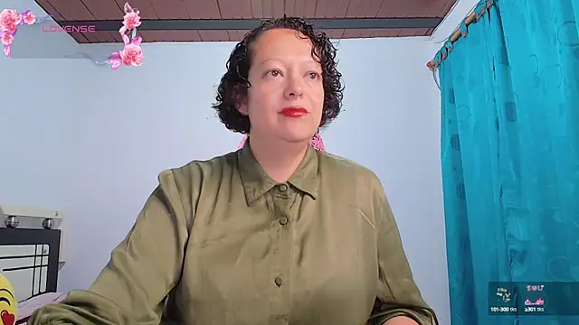 Snapshot of Miss_Oriana chatting on 10-07-25, 02:47 Miss Oriana online show from 10-07-25, 02:47