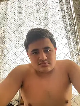 Snapshot of whitsblack chatting on 11-16-25, 09:31 whitsblack online show from 11-16-25, 09:31