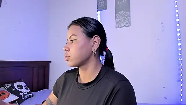 Michluxe 69 online show from 11-09-25, 01:59