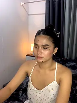 AngelHille online show from 10-16-25, 04:57