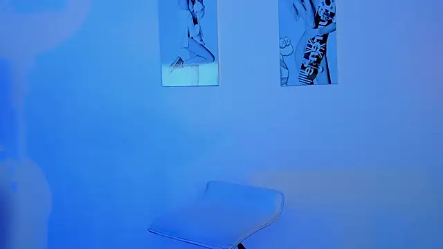 Roseaurora online show from 11-05-25, 07:36