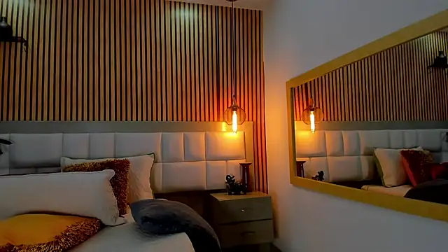 Roseaurora online show from 01-05-26, 05:27