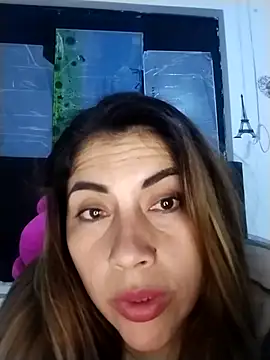 Snapshot of Camila_latina_0 chatting on 09-16-25, 04:46 Camila latina 0 online show from 09-16-25, 04:46