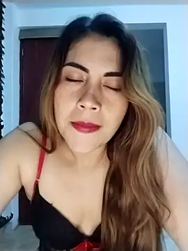 Snapshot of Camila_latina_0 chatting on 09-24-25, 02:48 Camila latina 0 online show from 09-24-25, 02:48