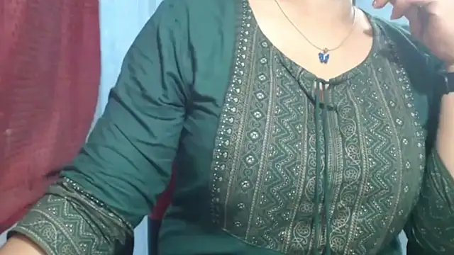 Snapshot of Bangla_sexy_rani chatting on 09-26-25, 07:40 Bangla sexy rani online show from 09-26-25, 07:40